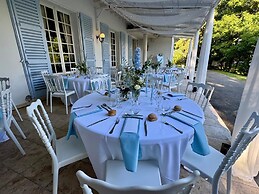 Domaine de Bize Manoir & Appartements