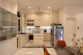 Grand Villa