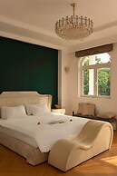 Grand Villa