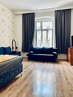 Affordable 3BR Apartment Top Location