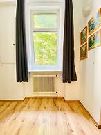 Affordable 3BR Apartment Top Location