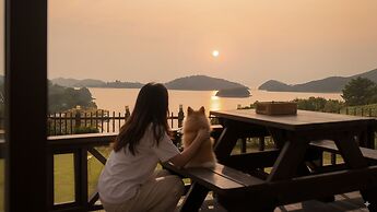 Yeosu Greenhouse Pension