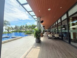 Luxury Villa Beach Front