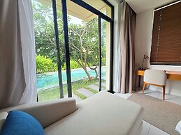 Luxury Villa Beach Front
