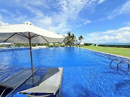 Luxury Villa Beach Front
