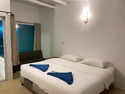 Naiharn On the Rock Resort