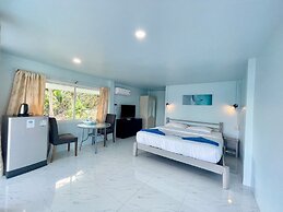 Naiharn On the Rock Resort