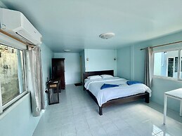 Naiharn On the Rock Resort