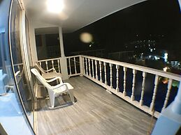 Naiharn On the Rock Resort