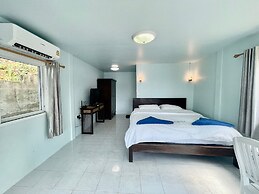 Naiharn On the Rock Resort