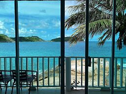 Naiharn On the Rock Resort