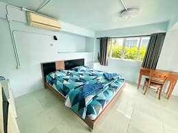 Naiharn On the Rock Resort