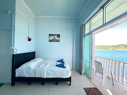 Naiharn On the Rock Resort
