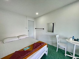 Naiharn On the Rock Resort