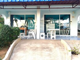 Naiharn On the Rock Resort