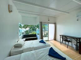 Naiharn On the Rock Resort