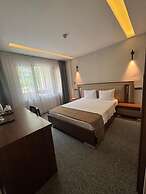 WEEN OTEL