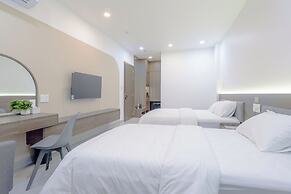 LUMIA HOTEL