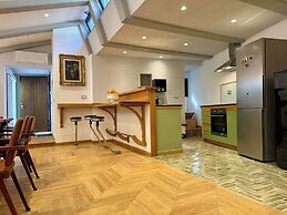 Spacious Rome Loft in Aventine Area
