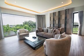 Phetara Hotel Mahachai by PCL