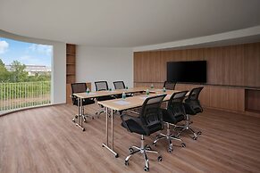 Phetara Hotel Mahachai by PCL