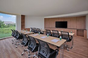Phetara Hotel Mahachai by PCL