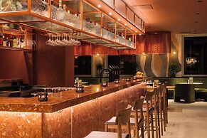 Hotel Schani City