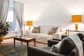 Modern Flat in Historic Rome Center