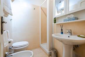 Modern Flat in Historic Rome Center