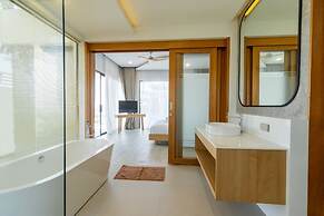 The Salin Seaview Villas
