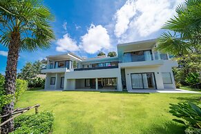 The Salin Seaview Villas
