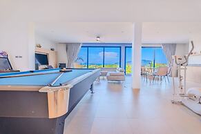 The Salin Seaview Villas