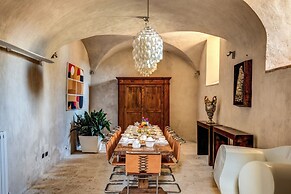 Torre Fortunata is a Beautiful Medieval Tower