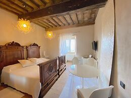 Torre Fortunata is a Beautiful Medieval Tower