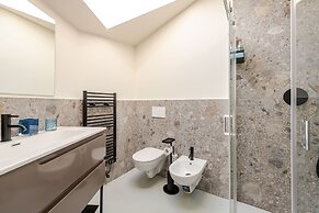 Luxury Penthouse 2 Bedooms 2 Bathrooms