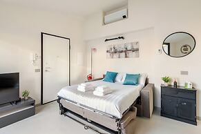 Luxury Penthouse 2 Bedooms 2 Bathrooms