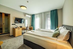 Acacia Hotel