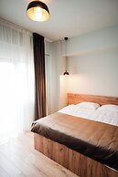 FLY & STAY AT GEORGE'S