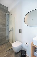 Mytheo Luxury Studios