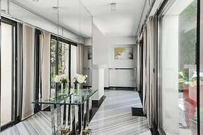 Exceptional Apartment - Near Eiffel Tower