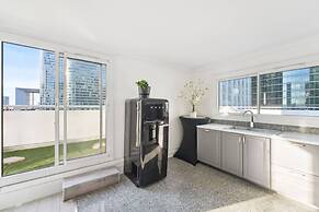 Exceptional Terrace apt - La D Fense - Bail Mob