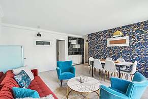 Exceptional Apartment With Terrace - La D Fense