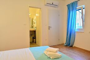 Golden B&B
