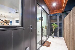 Thonton Unit A & B