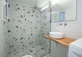 Ruby's Urban Residence Koukaki