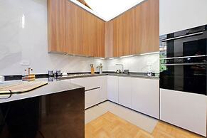 Spacious Prati Apartment for Families