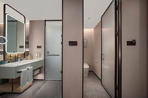 Holiday Inn Qingdao CBD by IHG