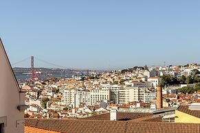 Bairro Alto Garden With A View by Homing