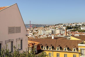 Bairro Alto Garden With A View by Homing