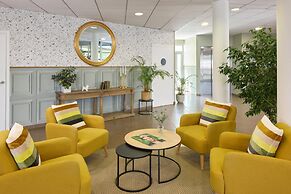 Quality Suites Valenciennes
